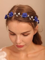 Blomsterkrans med perler, blå roser, sten og perler